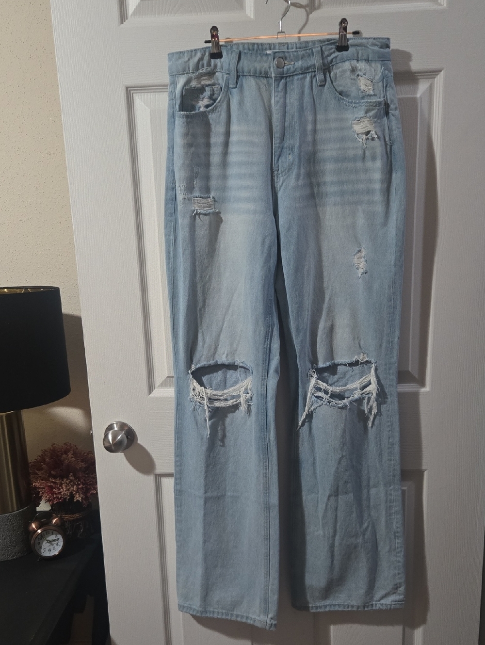 Light Blue Distressed Women's Jeans